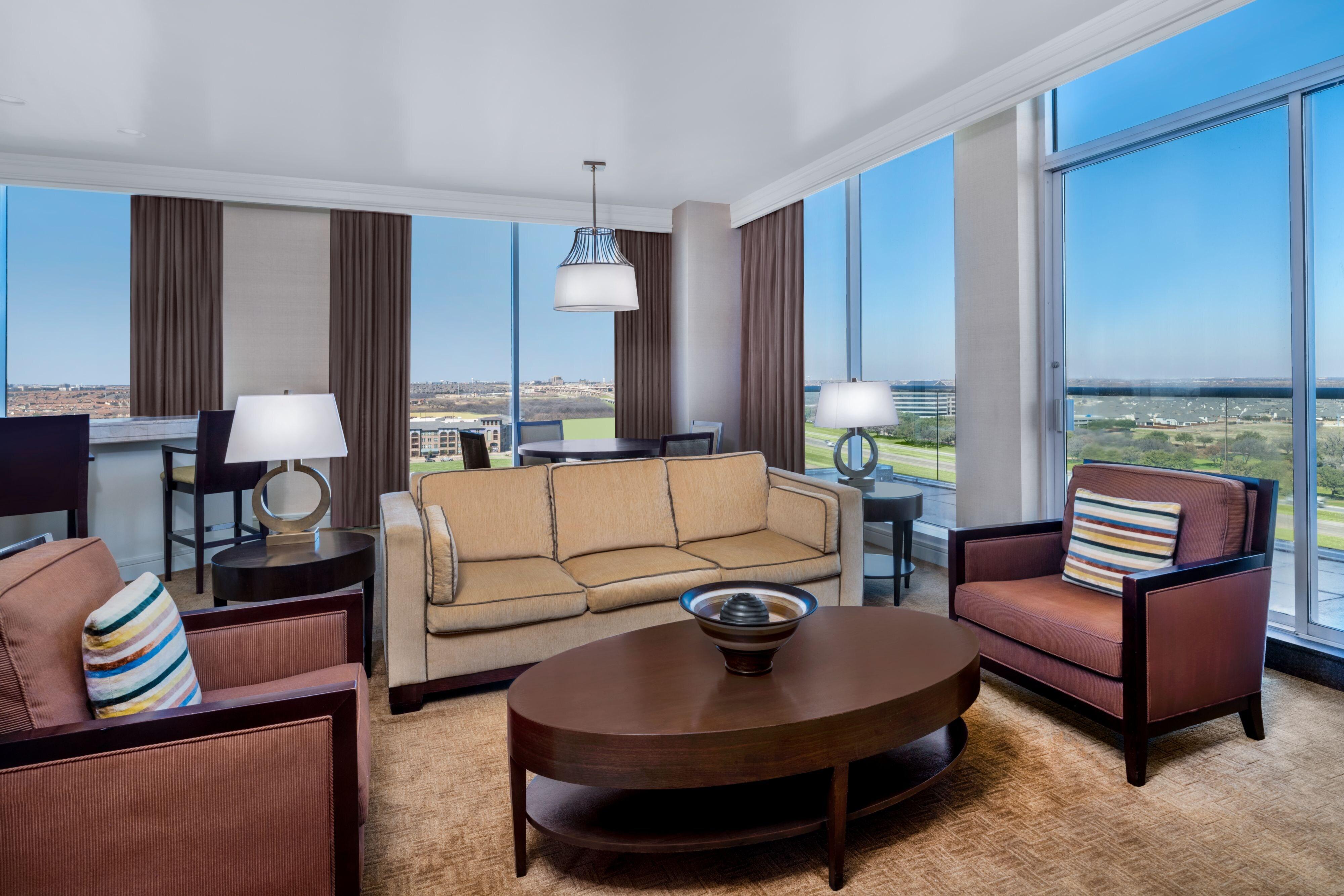 Renaissance Dallas North Hotel Farmers Branch Exterior photo